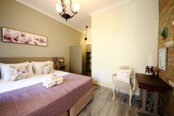 Fotografia 8: Sofia Apartment in old Tbilisi
