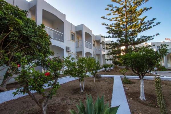 Na fotografii je vidět objekt Irene Hotel Leros nacházející se ve městě Parthénion.
