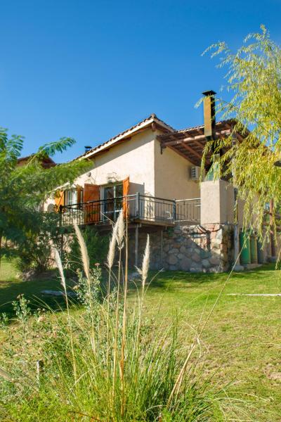 A la foto es mostra l'objecte Aguilas de Piedra situat a la ciutat de Cacheuta.