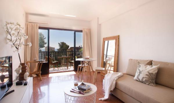 På billedet ses objektet Charming sea view apartment nearby everything beliggende i byen Torremolinos.