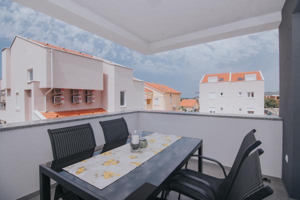Relax Apartments - Novalja