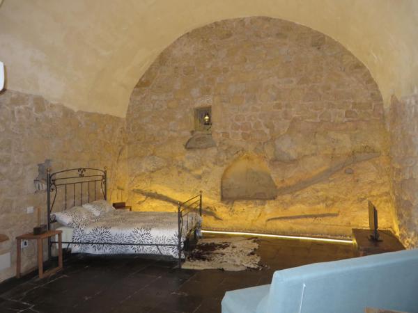 Auf dem Foto ist das Objekt la Postierla in der Stadt Modica zu sehen.