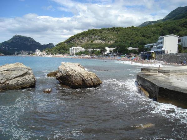 A la foto es mostra l'objecte Dalukos Apartmani situat a la ciutat de Sutomore.