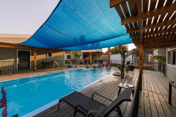 Kuva 6: Somewhere - Chalets in the Arava