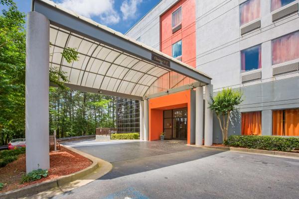 På billedet ses objektet Budgetel Inns & Suites - Atlanta Galleria Stadium beliggende i byen Atlanta.
