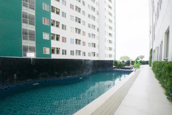 Na zdjęciu widoczny jest obiekt RedDoorz Apartment near Bundaran Satelit Surabaya położony w mieście Surabaja.