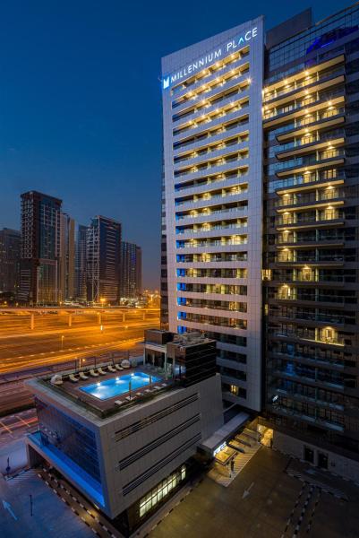 Na fotografii je vidět objekt Millennium Place Marina nacházející se ve městě Dubaj.