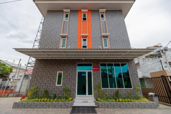 På billedet ses objektet RedDoorz Syariah @ Panglima Polem Aceh beliggende i byen Banda Aceh.