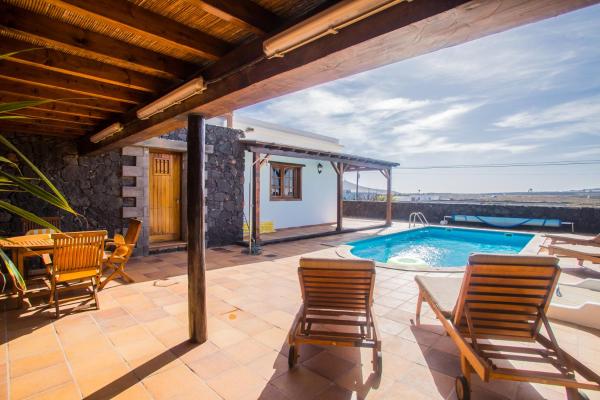A la foto es mostra l'objecte A2 Casas Y Villas juani y juan lanzarote (tomaren) Free WiFi situat a la ciutat de Tao.