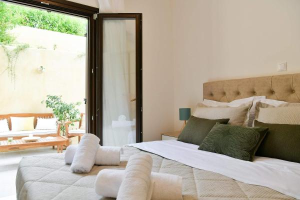 På billedet ses objektet Anemi Deluxe Apartment beliggende i byen Kolios.