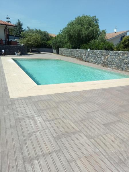 A la foto es mostra l'objecte B&B nna'vigna situat a la ciutat de Viagrande.