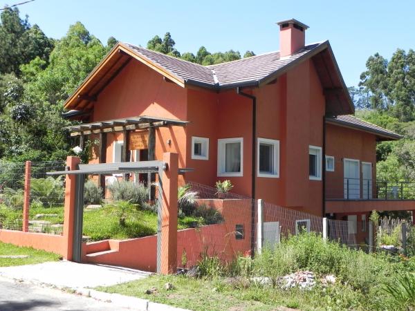 På billedet ses objektet V do Lago Negro - CASA beliggende i byen Gramado.