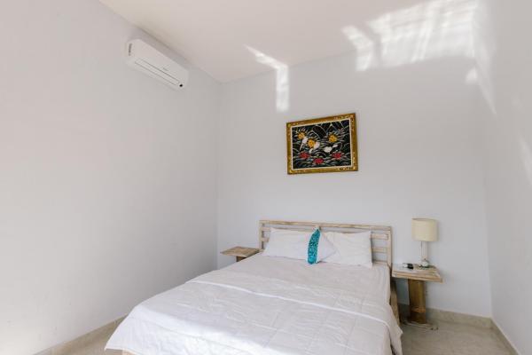 Foto 4: Pluto House