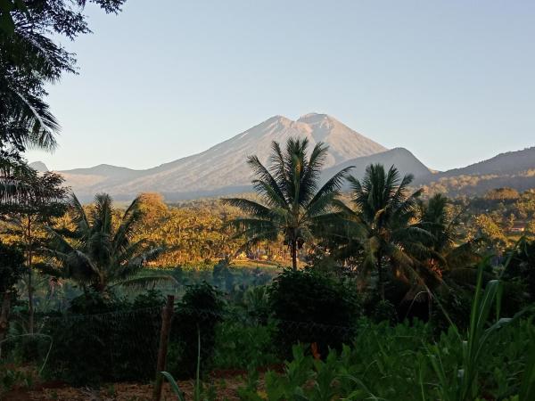 写真にはSapit市にあるMudung Keramat Homestayが写っています。