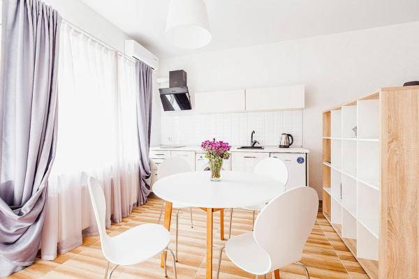 Na zdjęciu widoczny jest obiekt Apart Hotel Rishelye położony w mieście Odessa.