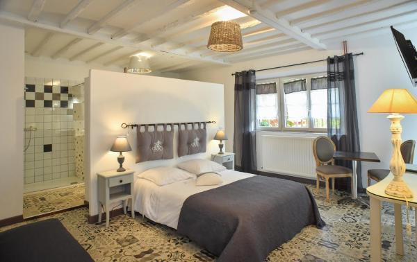 A la foto es mostra l'objecte Domaine de la Palombe situat a la ciutat de La Luzerne.