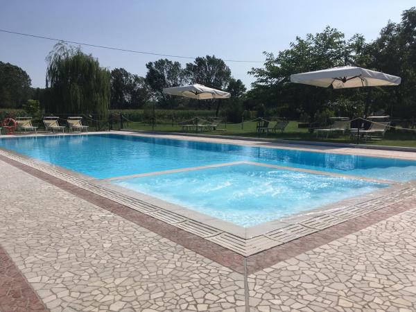 På billedet ses objektet Agriturismo La Cascinetta beliggende i byen Pieve di Cento.