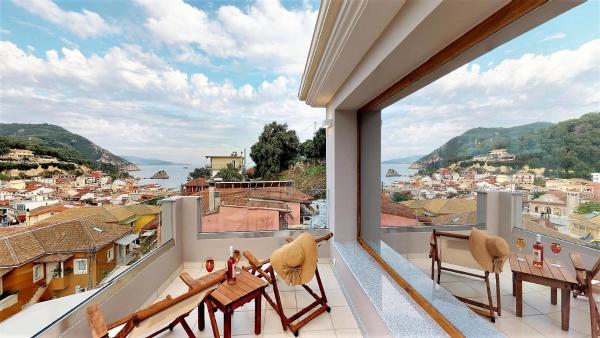 Auf dem Foto ist das Objekt Parga Inn Suites in der Stadt Parga zu sehen.