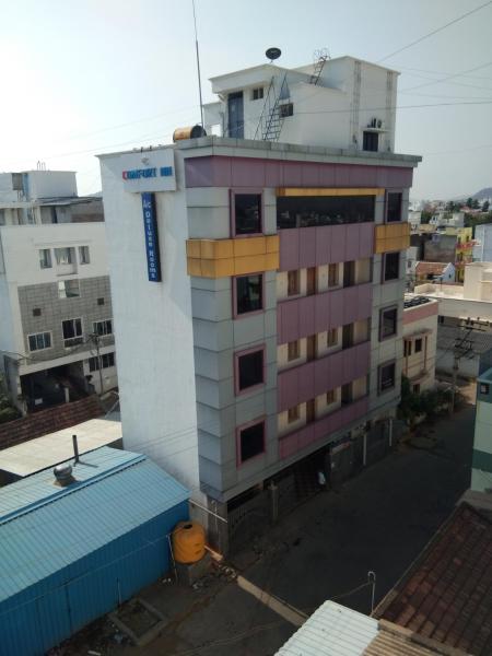 A la foto es mostra l'objecte COMFORT INN situat a la ciutat de Karūr.