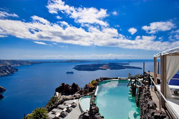 A la foto es mostra l'objecte Honeymoon Petra Villas situat a la ciutat de Imerovigli.