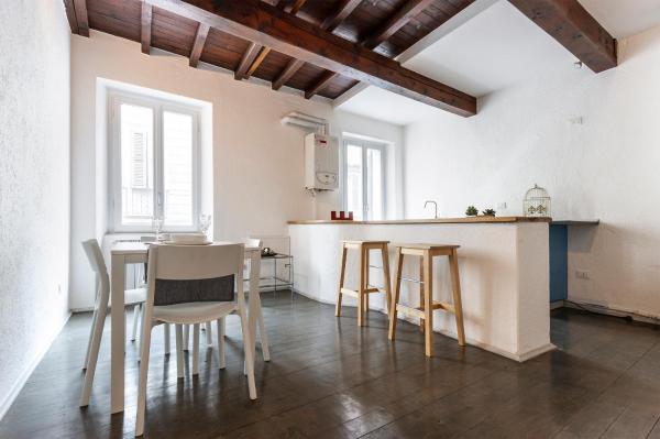 A la foto es mostra l'objecte Cedro Apartment - Smart Holiday situat a la ciutat de Mantova.