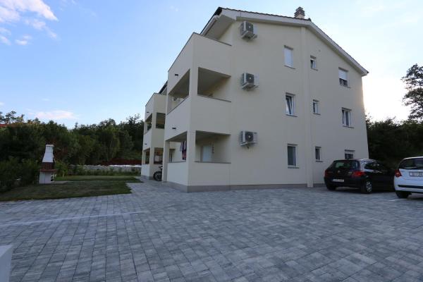 En la foto se muestra el objeto Apartment SAMSA MIRICA ubicado en la ciudad de Sužan.