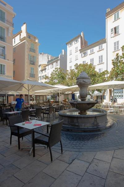 Bilde 9: GregBnb - Centre ancien - CLIMATISÉ - T2 Mezzanine - 6eme étage