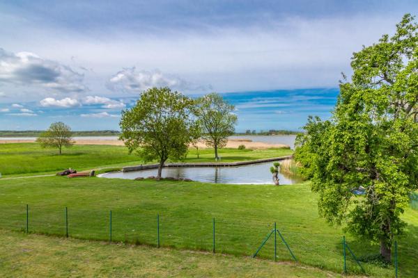Na zdjęciu widoczny jest obiekt Ferienwohnung Leuchtturm położony w mieście Dewichow.