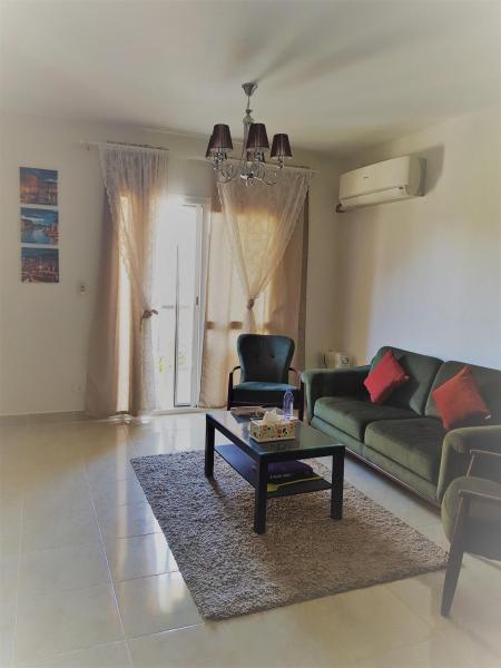 A la foto es mostra l'objecte Hayat Al-Rehab Apartment situat a la ciutat de El Caire.