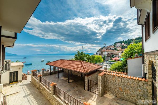 A la foto es mostra l'objecte Urania Apartments situat a la ciutat de Ohrid.