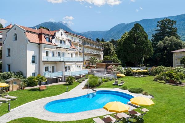 A la foto es mostra l'objecte Das Filipinum situat a la ciutat de Merano.