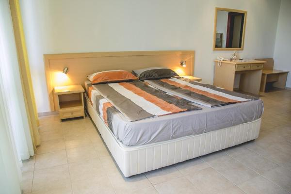 Private Studio in Planet Hotel, Sunny Beach Center by Flаt Manаger, Słoneczny Brzeg
