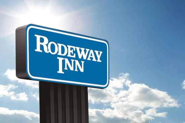 På billedet ses objektet Rodeway Inn beliggende i byen Woodlawn.