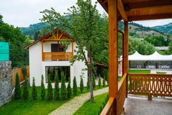 CHALET DILIJAN VILLAS, Dilijan