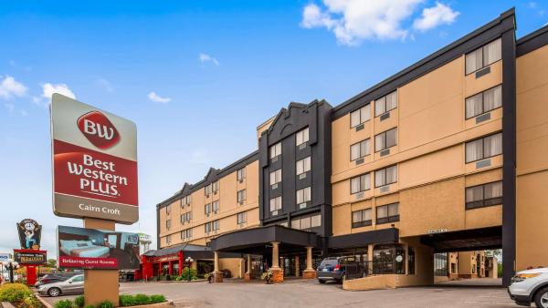 A la foto es mostra l'objecte Best Western Plus Cairn Croft Hotel situat a la ciutat de Niagara Falls.