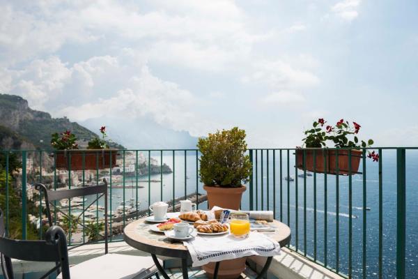 A la foto es mostra l'objecte Hotel Il Nido situat a la ciutat de Amalfi.