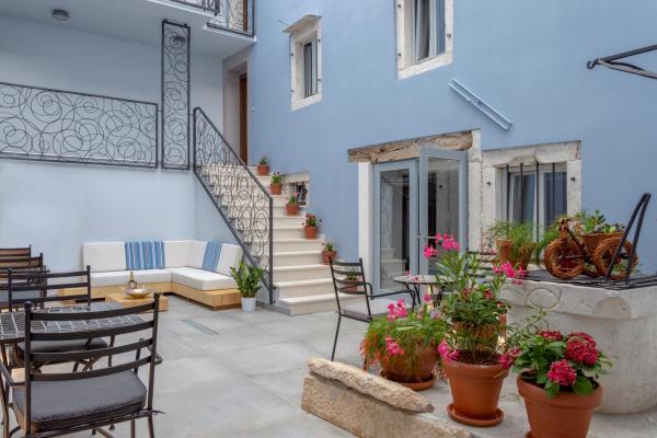 A la foto es mostra l'objecte Boutique Rooms Mirabilis situat a la ciutat de Skradin.