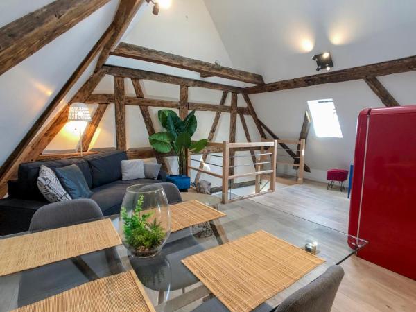 A la foto es mostra l'objecte Beauty & The Beast - Old Town Cosy Apartments situat a la ciutat de Colmar.