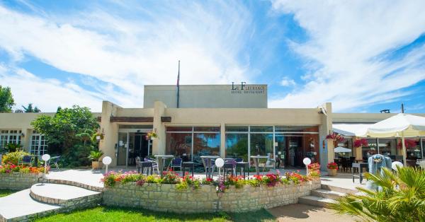 A la foto es mostra l'objecte Logis Hôtel & Restaurant Le Fleurance situat a la ciutat de Fleurance.
