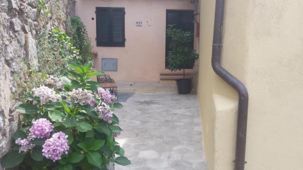 På billedet ses objektet La Casalina dell'Elba beliggende i byen Poggio.