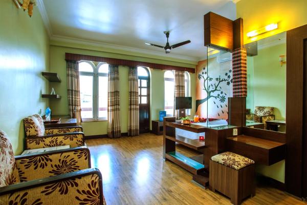Hotel Iceland - Nepal
