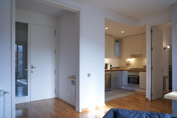 Spacious & Comfortable flat in centric Eixample photo 6