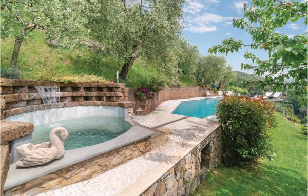 På billedet ses objektet Casa Di Giulio beliggende i byen Massaciuccoli.