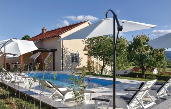 A la foto es mostra l'objecte Holiday Home Bajagic 90 With Outdoor Swimmingpool situat a la ciutat de Rumin.