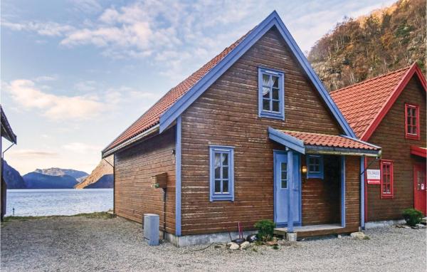 写真にはFrafjord市にあるNice Home In Dirdal With Kitchenが写っています。