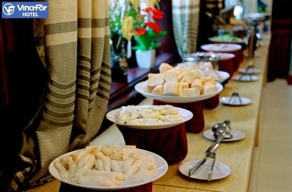 Nella foto è visibile l'oggetto Lam Nghiep Do Son Hotel situato nella città di Ðố Sơn.