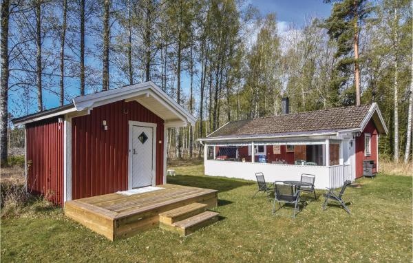 Na zdjęciu widoczny jest obiekt Holiday Home Geterud Hammarö położony w mieście Hammarö.