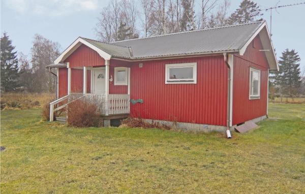 The photo shows the Two-Bedroom Holiday Home In Löttorp located in the city of Löttorp.