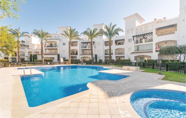 Na zdjęciu widoczny jest obiekt 2 Bedroom Amazing Apartment In Roldán położony w mieście Los Tomases.