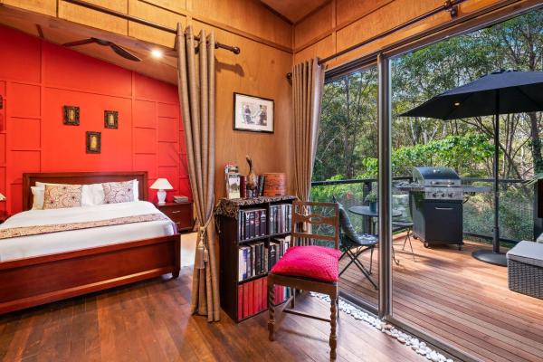 På billedet ses objektet Noosa Hinterland Retreat beliggende i byen Doonan.